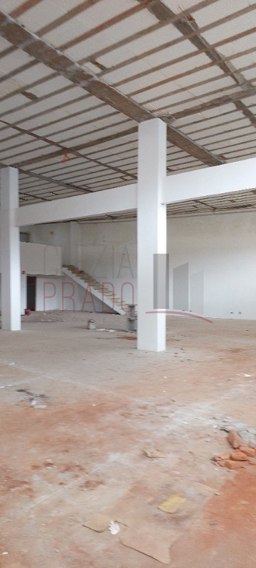 Depósito-Galpão-Armazém para alugar, 600m² - Foto 4