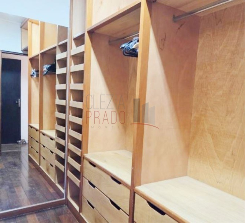 Sobrado, 3 quartos, 303 m² - Foto 9