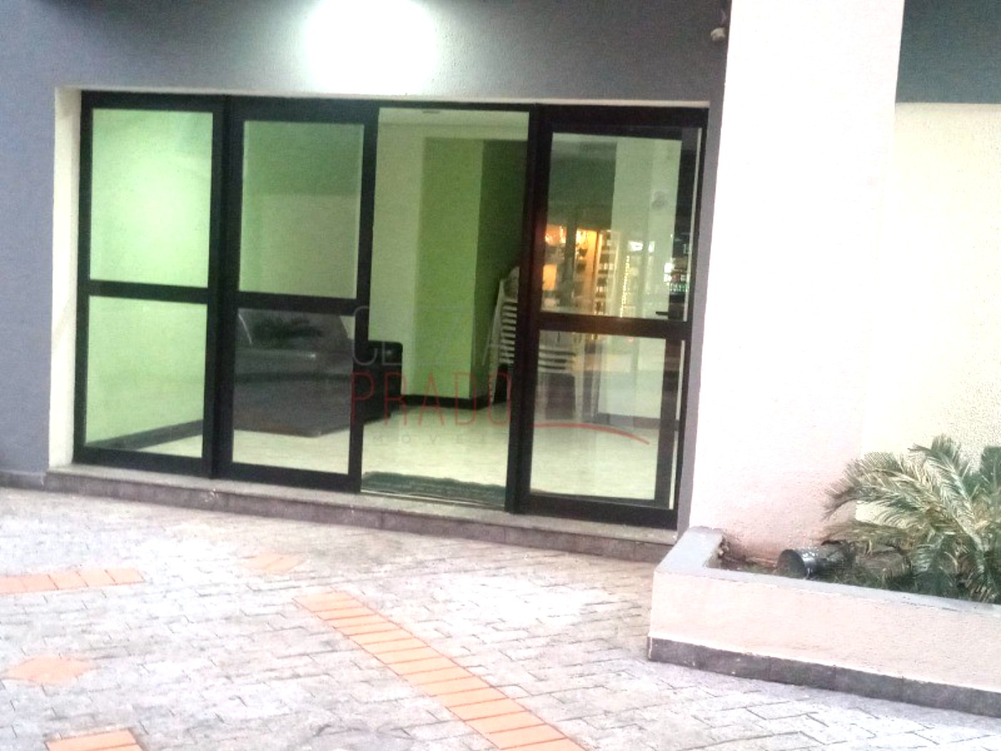 Apartamento para alugar com 2 quartos, 50m² - Foto 13