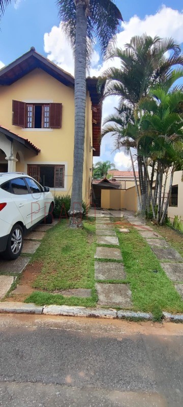 Casa de Condomínio à venda com 2 quartos, 250m² - Foto 1