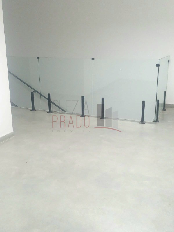 Depósito-Galpão-Armazém para alugar, 200m² - Foto 2