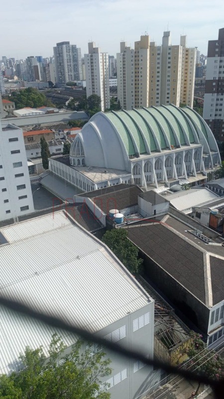 Apartamento para alugar com 2 quartos, 50m² - Foto 11