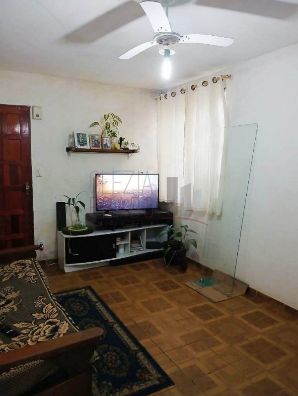 Apartamento à venda com 2 quartos, 50m² - Foto 1