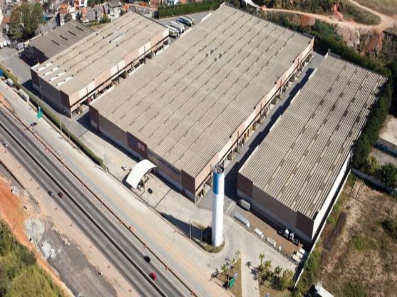 Depósito-Galpão-Armazém para alugar, 1350m² - Foto 4