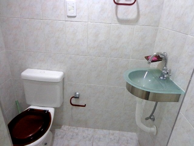 Apartamento à venda e aluguel com 2 quartos, 65m² - Foto 5