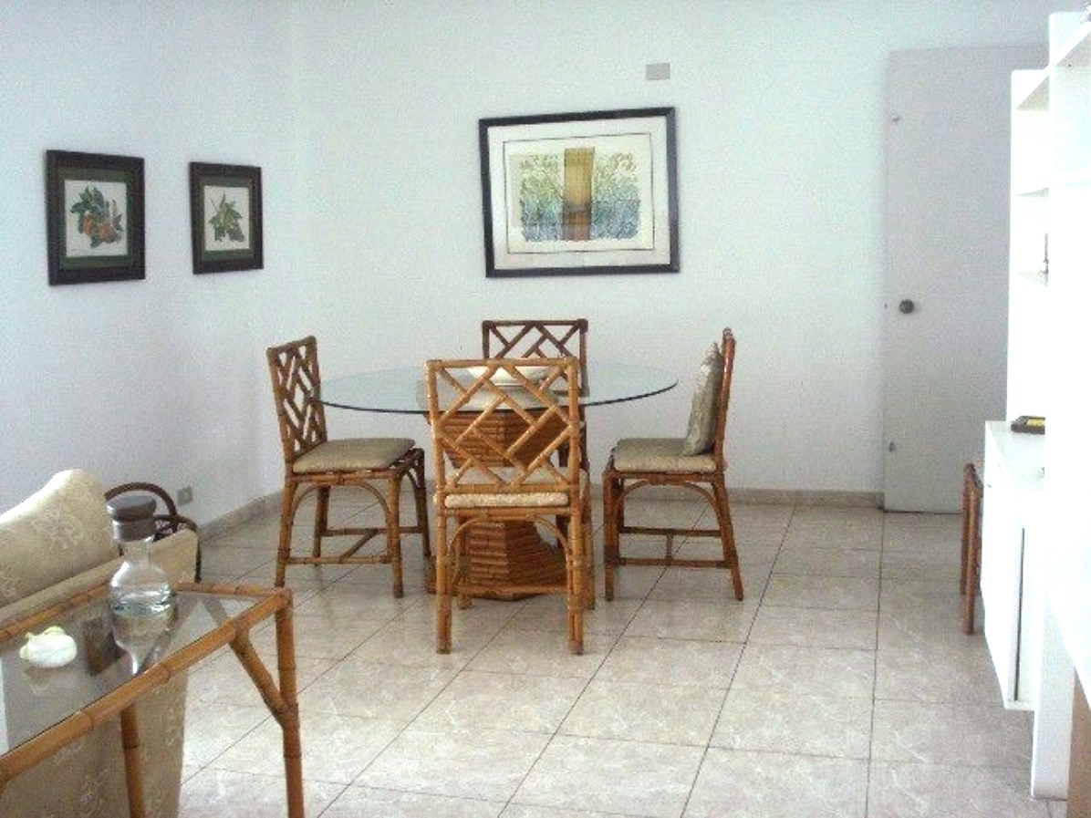 Apartamento para alugar com 4 quartos, 90m² - Foto 2