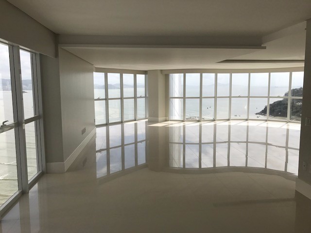 Apartamento à venda com 4 quartos, 237m² - Foto 5