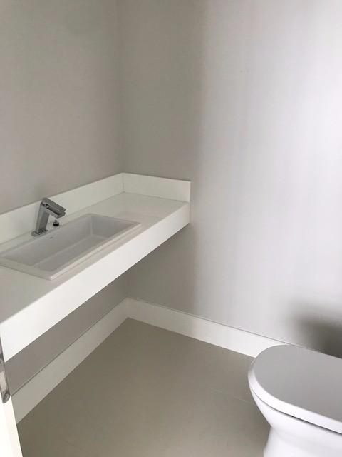 Apartamento à venda com 4 quartos, 237m² - Foto 11