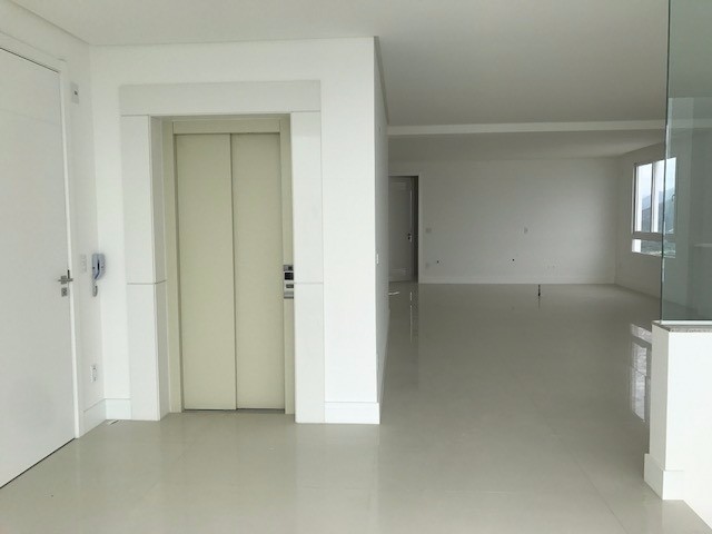 Cobertura à venda com 7 quartos, 410m² - Foto 31