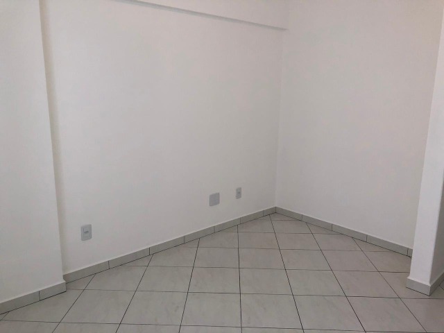 Apartamento à venda com 6 quartos, 222m² - Foto 13