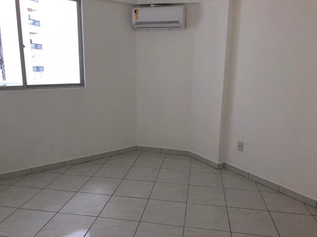 Apartamento à venda com 6 quartos, 222m² - Foto 14