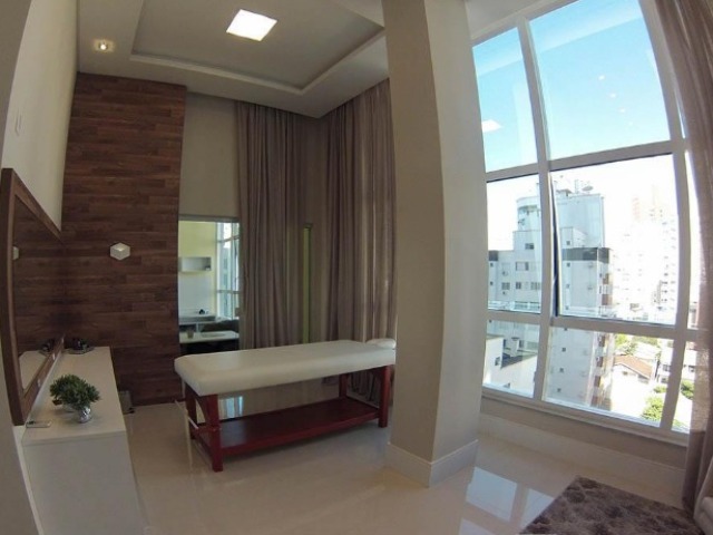 Apartamento à venda com 3 quartos, 137m² - Foto 15