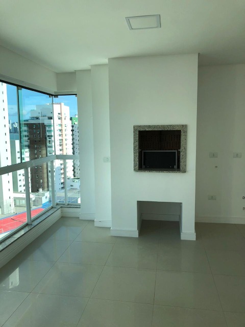 Apartamento à venda com 4 quartos, 137m² - Foto 20