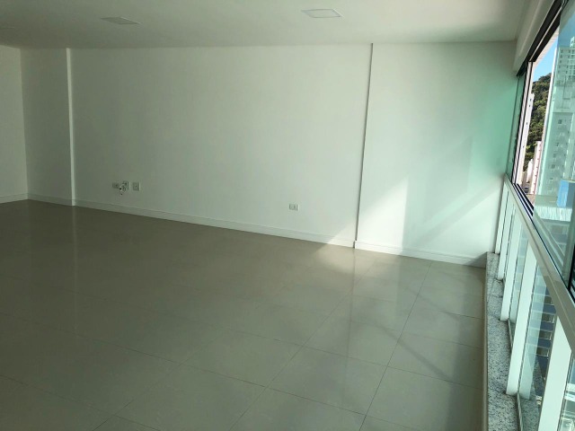 Apartamento à venda com 4 quartos, 137m² - Foto 21