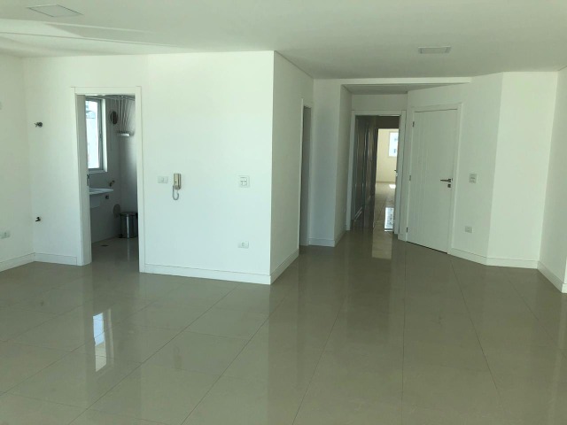 Apartamento à venda com 4 quartos, 137m² - Foto 23