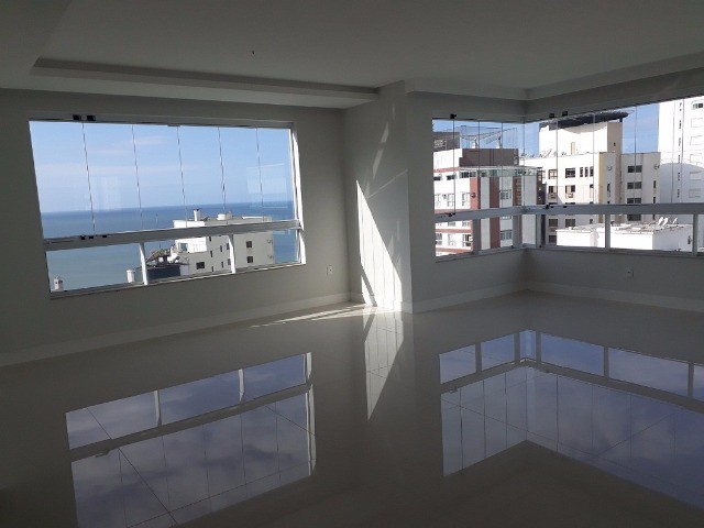 Apartamento à venda com 3 quartos, 145m² - Foto 7