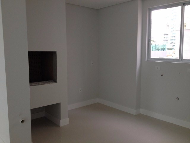 Apartamento à venda com 3 quartos, 145m² - Foto 5