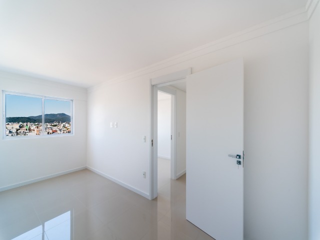 Apartamento à venda com 2 quartos, 68m² - Foto 43