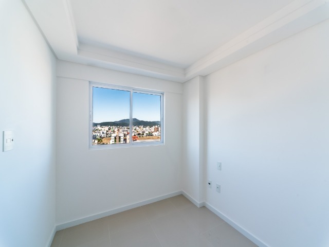 Apartamento à venda com 2 quartos, 68m² - Foto 47