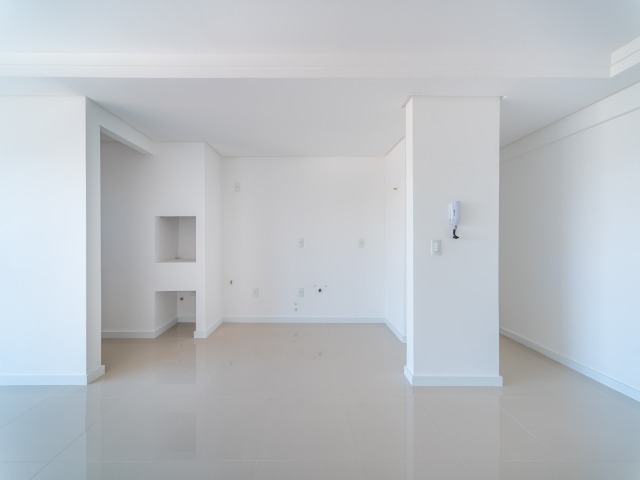 Apartamento à venda com 2 quartos, 68m² - Foto 40