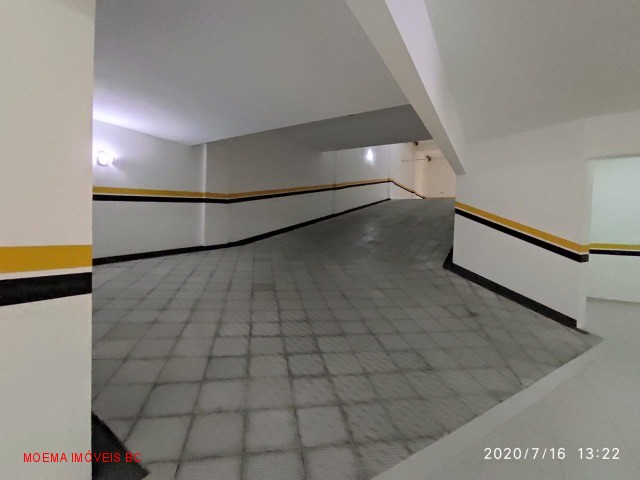 Apartamento à venda com 3 quartos, 178m² - Foto 8