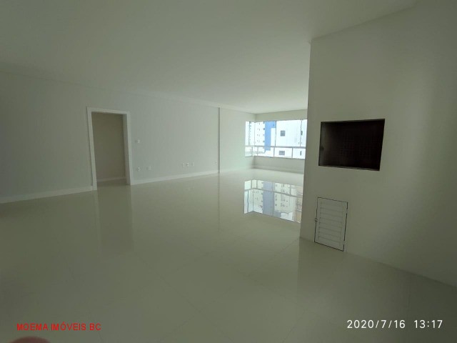 Apartamento à venda com 3 quartos, 178m² - Foto 21