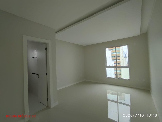 Apartamento à venda com 3 quartos, 178m² - Foto 25