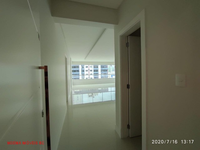 Apartamento à venda com 3 quartos, 178m² - Foto 28