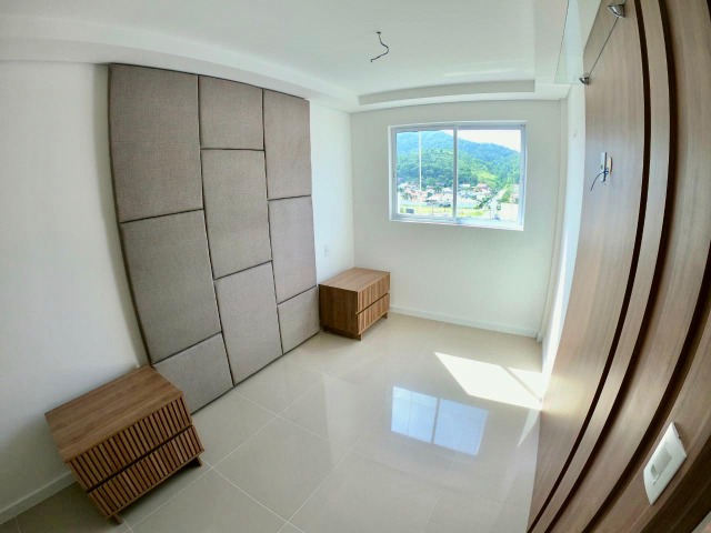 Apartamento à venda com 2 quartos, 68m² - Foto 3