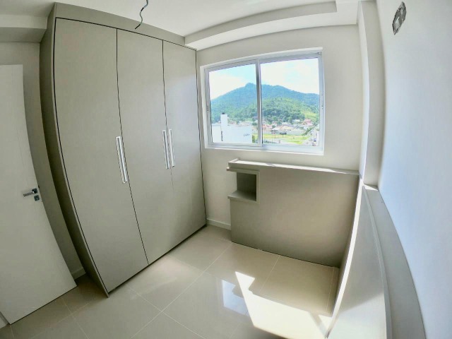 Apartamento à venda com 2 quartos, 68m² - Foto 8