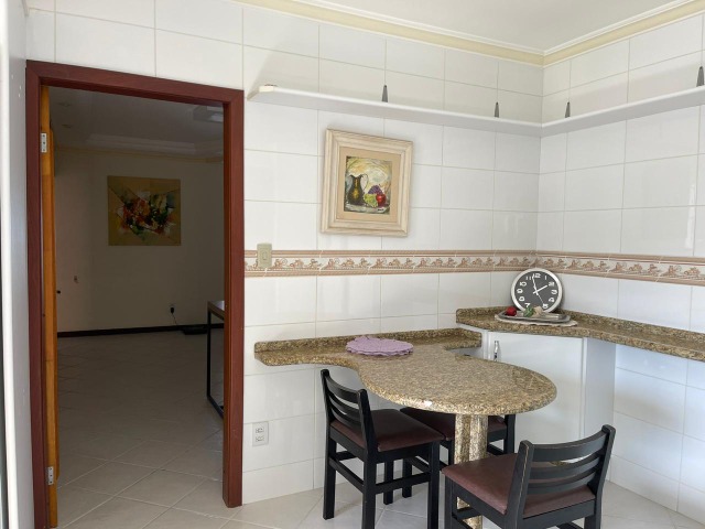 Apartamento à venda com 3 quartos, 220m² - Foto 16