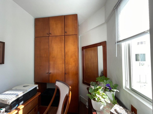 Apartamento à venda com 4 quartos, 220m² - Foto 12