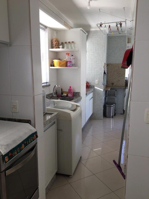 Apartamento à venda com 3 quartos, 130m² - Foto 5