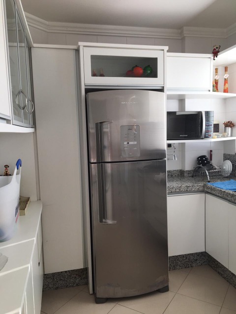 Apartamento à venda com 3 quartos, 130m² - Foto 3