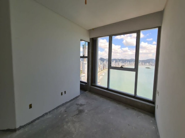 Apartamento à venda com 4 quartos, 261m² - Foto 23