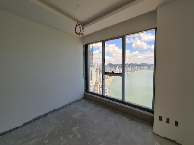 Apartamento à venda com 4 quartos, 261m² - Foto 13