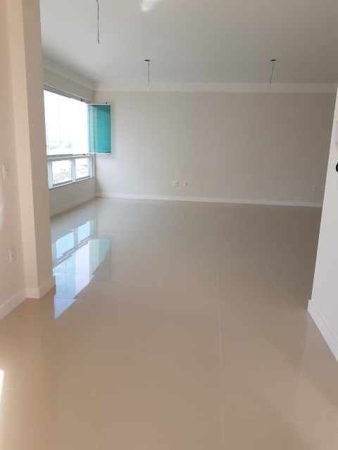 Apartamento à venda com 3 quartos, 133m² - Foto 42