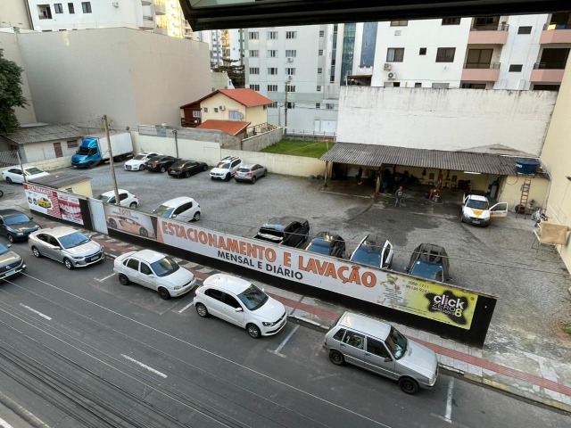 Loteamento e Condomínio para alugar, 742m² - Foto 1