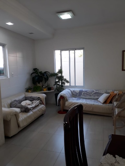 Casa de Condomínio à venda com 4 quartos, 350m² - Foto 10