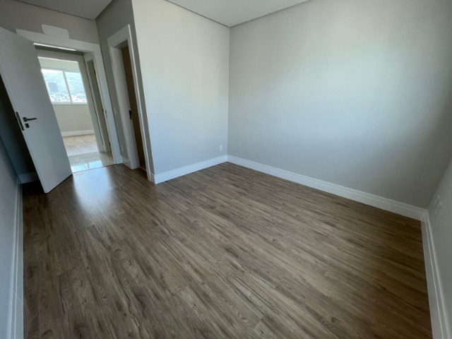 Apartamento à venda com 4 quartos, 129m² - Foto 12