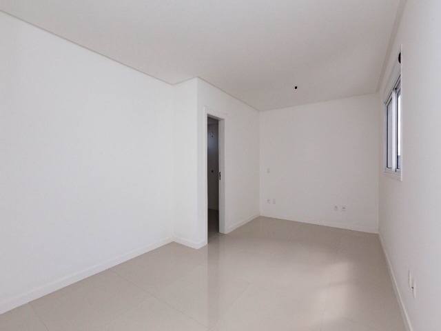 Apartamento à venda com 4 quartos, 150m² - Foto 21