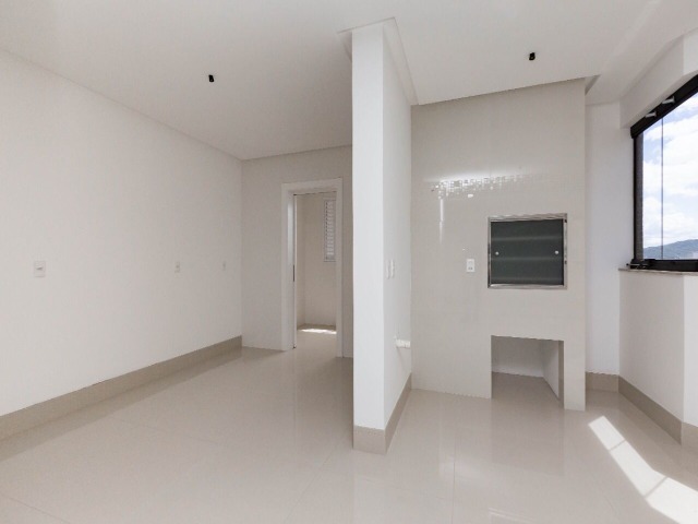 Apartamento à venda com 4 quartos, 150m² - Foto 6