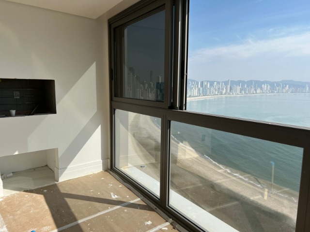 Apartamento à venda com 4 quartos, 230m² - Foto 12