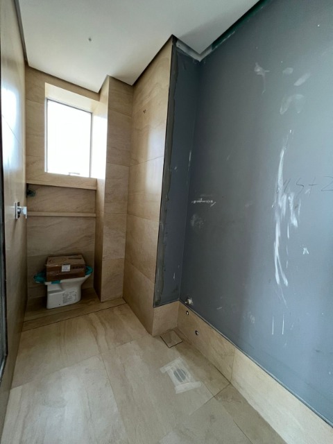 Apartamento à venda com 4 quartos, 249m² - Foto 7