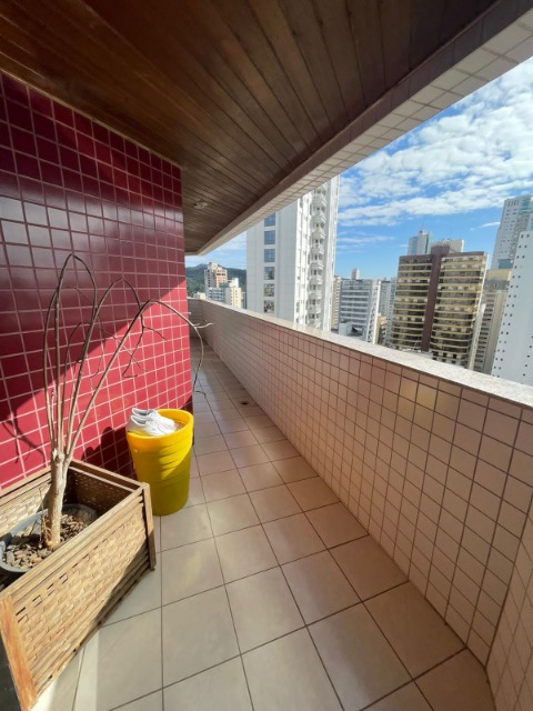 Apartamento à venda com 2 quartos, 120m² - Foto 8