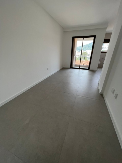 Apartamento à venda com 2 quartos, 99m² - Foto 19