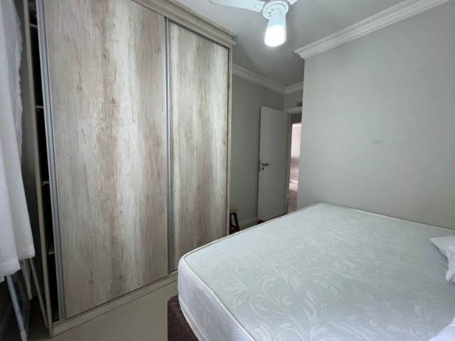 Apartamento à venda com 3 quartos, 90m² - Foto 9