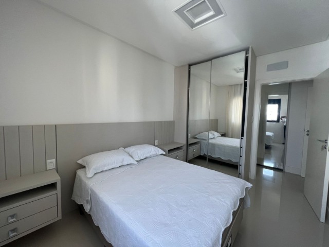 Apartamento à venda com 3 quartos, 122m² - Foto 5