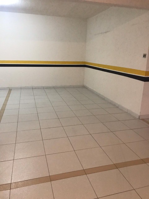 Apartamento à venda com 3 quartos, 132m² - Foto 2