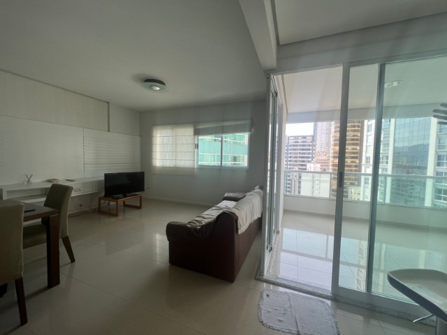 Apartamento à venda com 3 quartos, 120m² - Foto 16